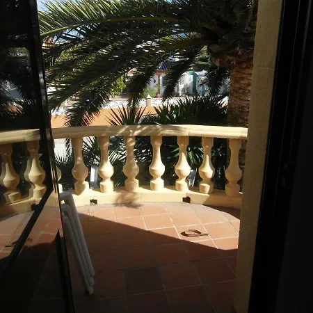 Apartment Con Jardin Denia